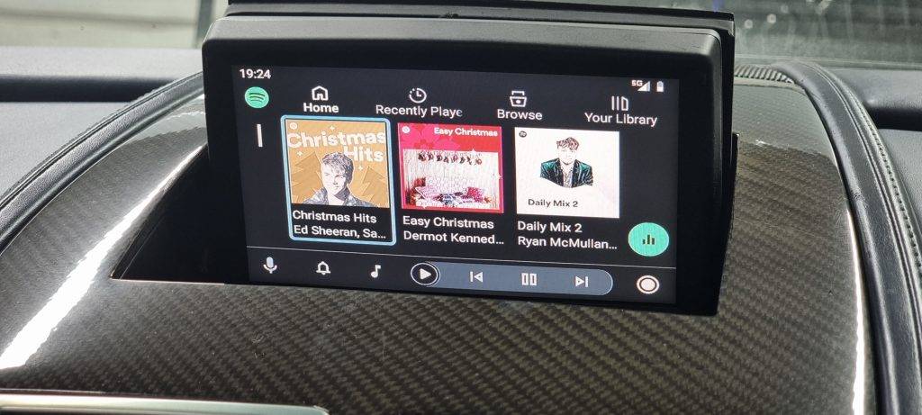 DBS Android Auto Spotify