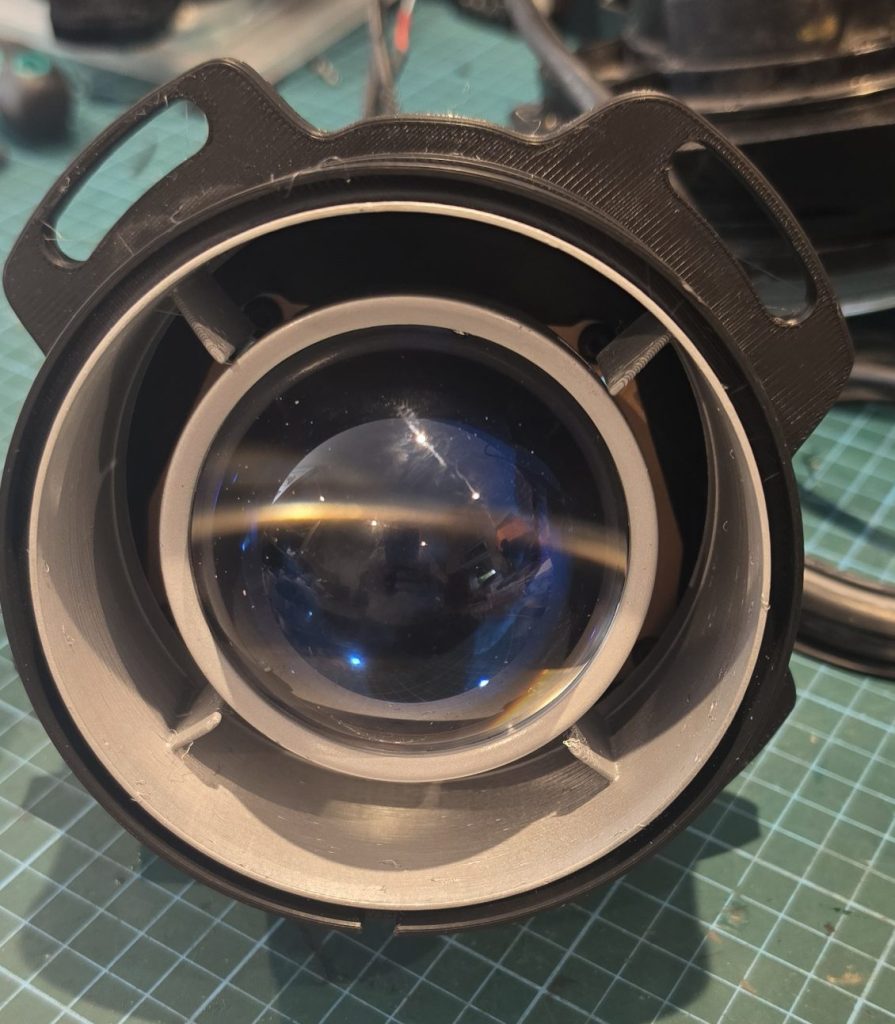 Bi-LED DB7 Housing