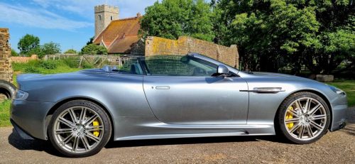 DB9 Volante rear quarterlights